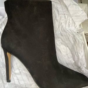 ALDO Bensetti size 6.5 black suede - New in box